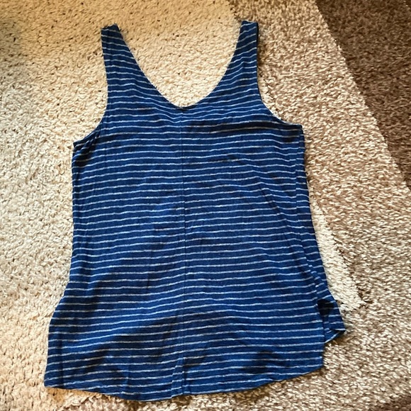 Universal Thread Blue Fitted Scoop Neck Tank Top - Picture 6 of 12